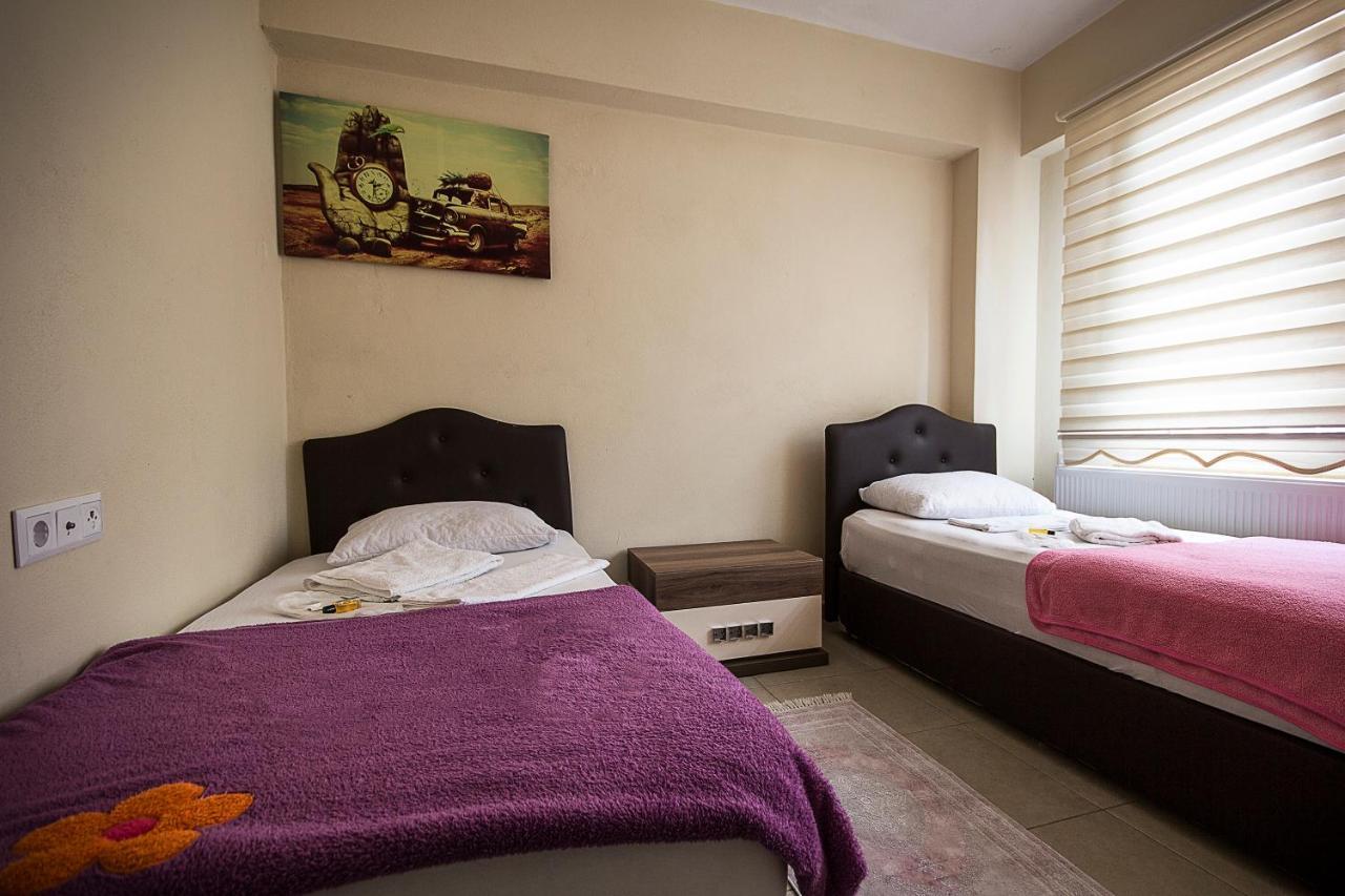 Home Yirmi Iki Edirne Eksteriør billede